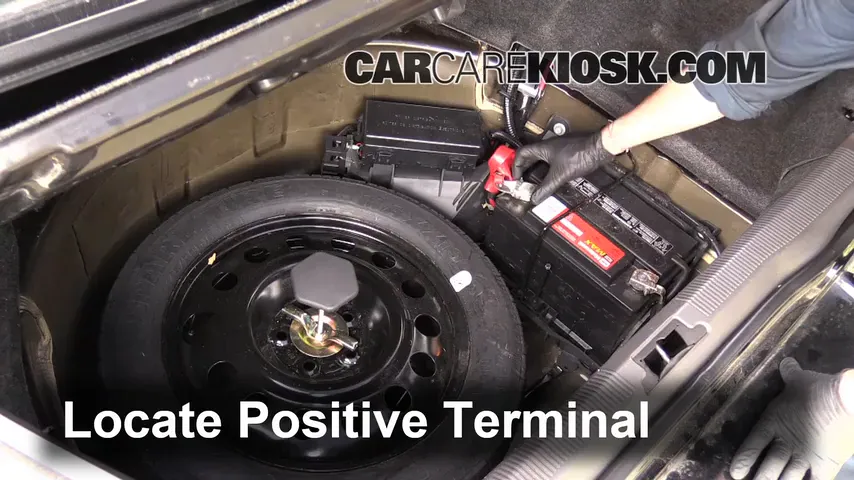 2004 Lincoln LS 3.0L V6 Battery Jumpstart